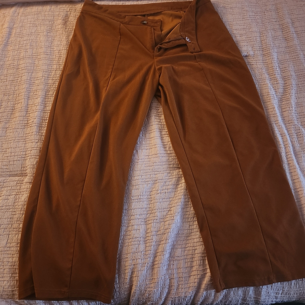 SHEIN Women's Tan Chinos